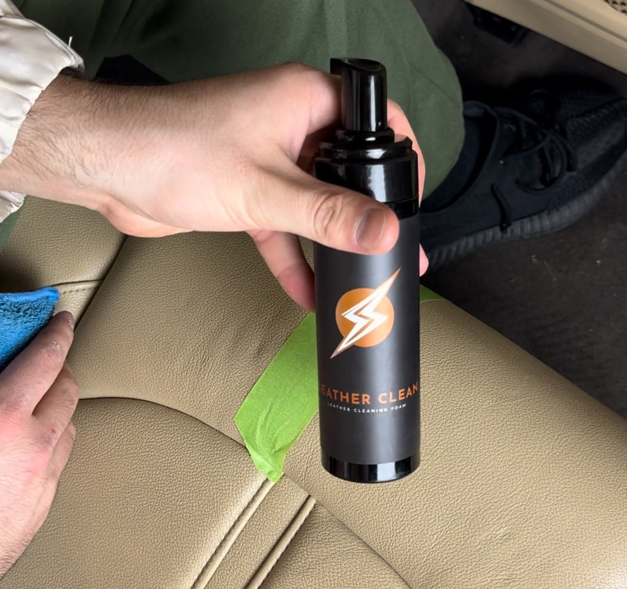 LEATHER CLEAN 200 ml - MOUSSE NETTOYANTE CUIR — visuel 3